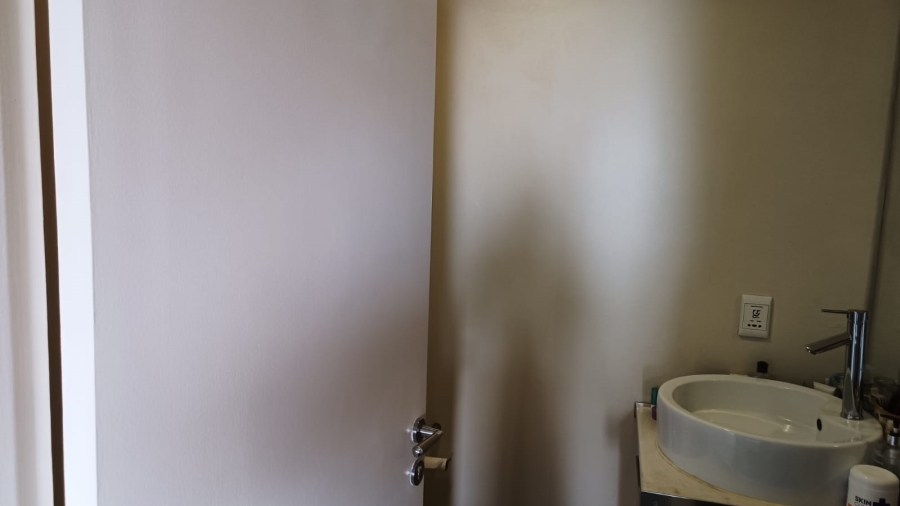 To Let 2 Bedroom Property for Rent in Beachfront Western Cape